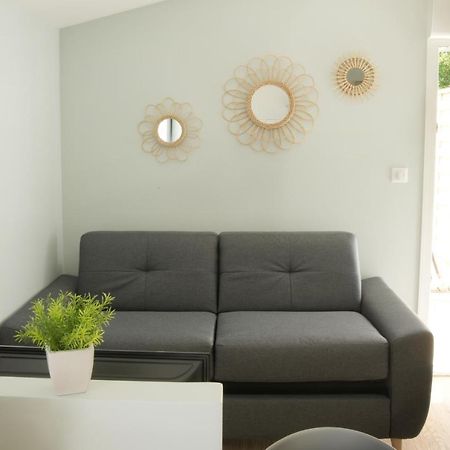 Апартаменти T2 - 28M2 Avec Cour Et Stationnement, Wifi Et Linge Fournis Ангулем Екстер'єр фото